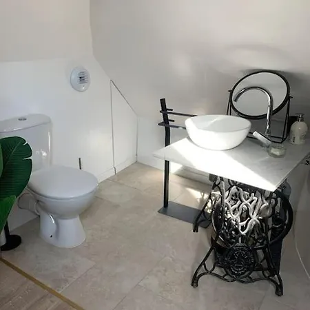 Duplex 6 Personnes Proche A 5 Min En Voiture Apartment